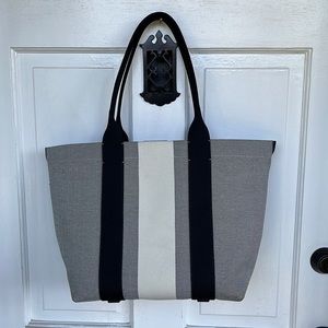 Rothy’s Essential Tote in Grey Mist!